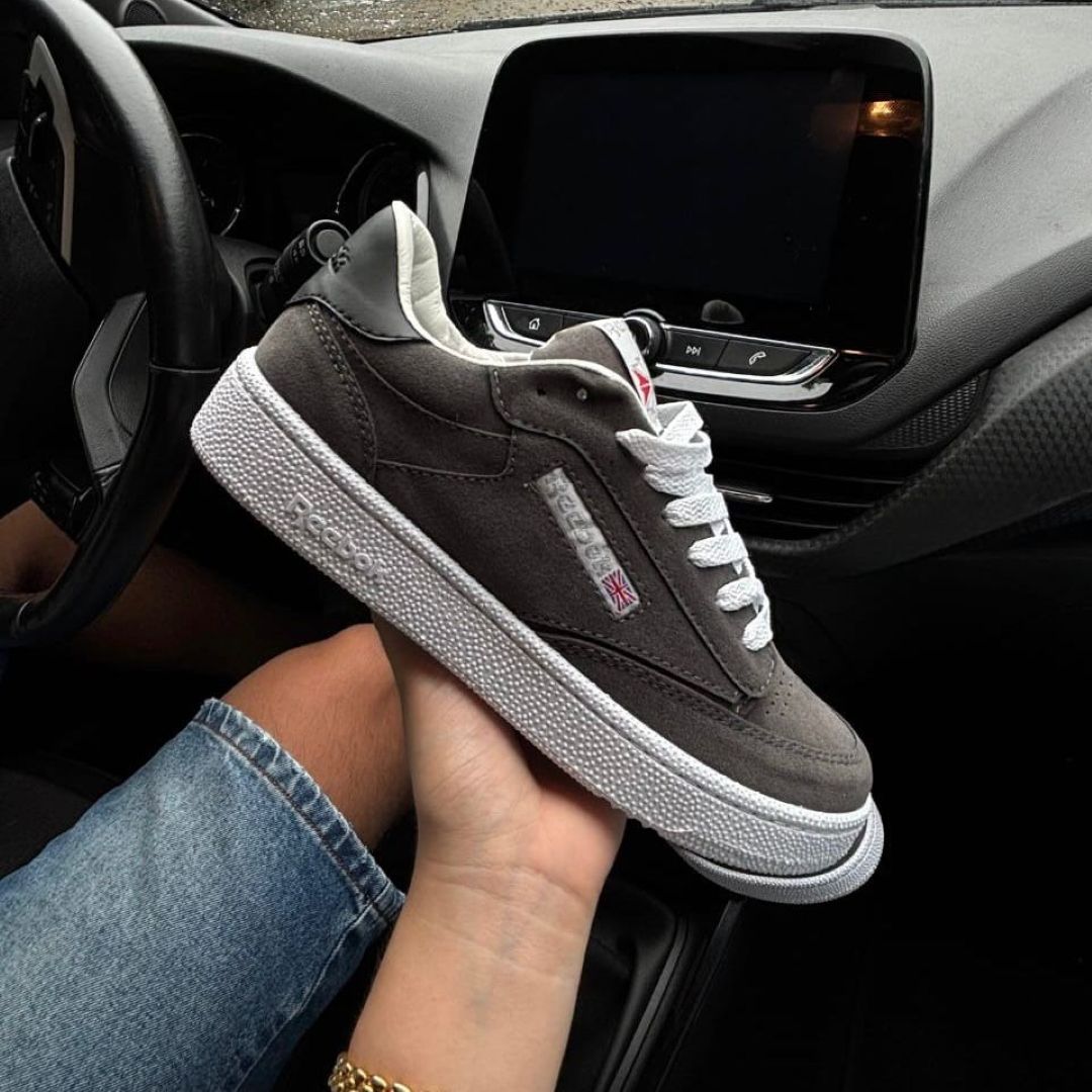 REEBOK BEAMS